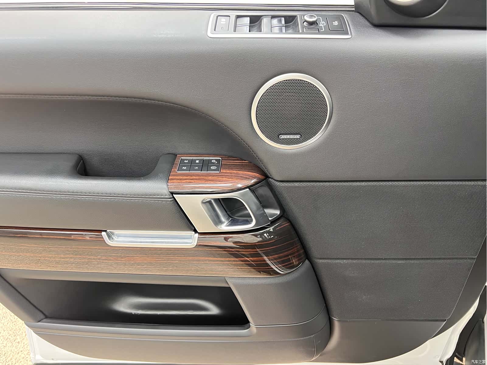 Land Rover Range Rover, 2018 13