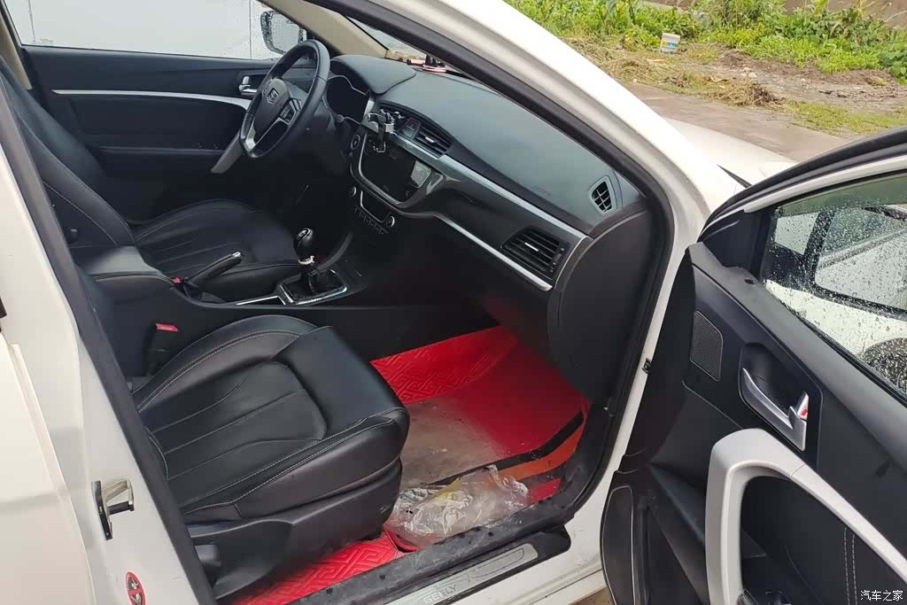 Geely Emgrand, 2018 8