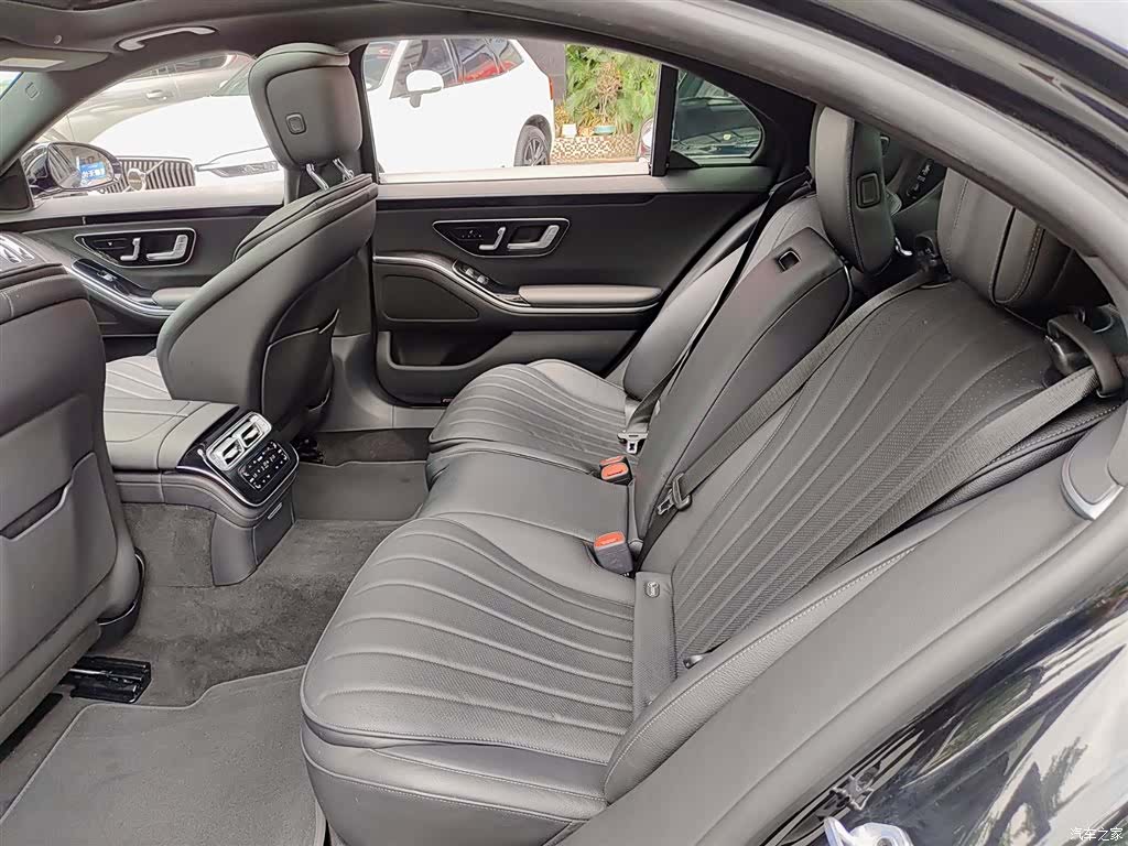 Mercedes-Benz S-Class, 2022 8