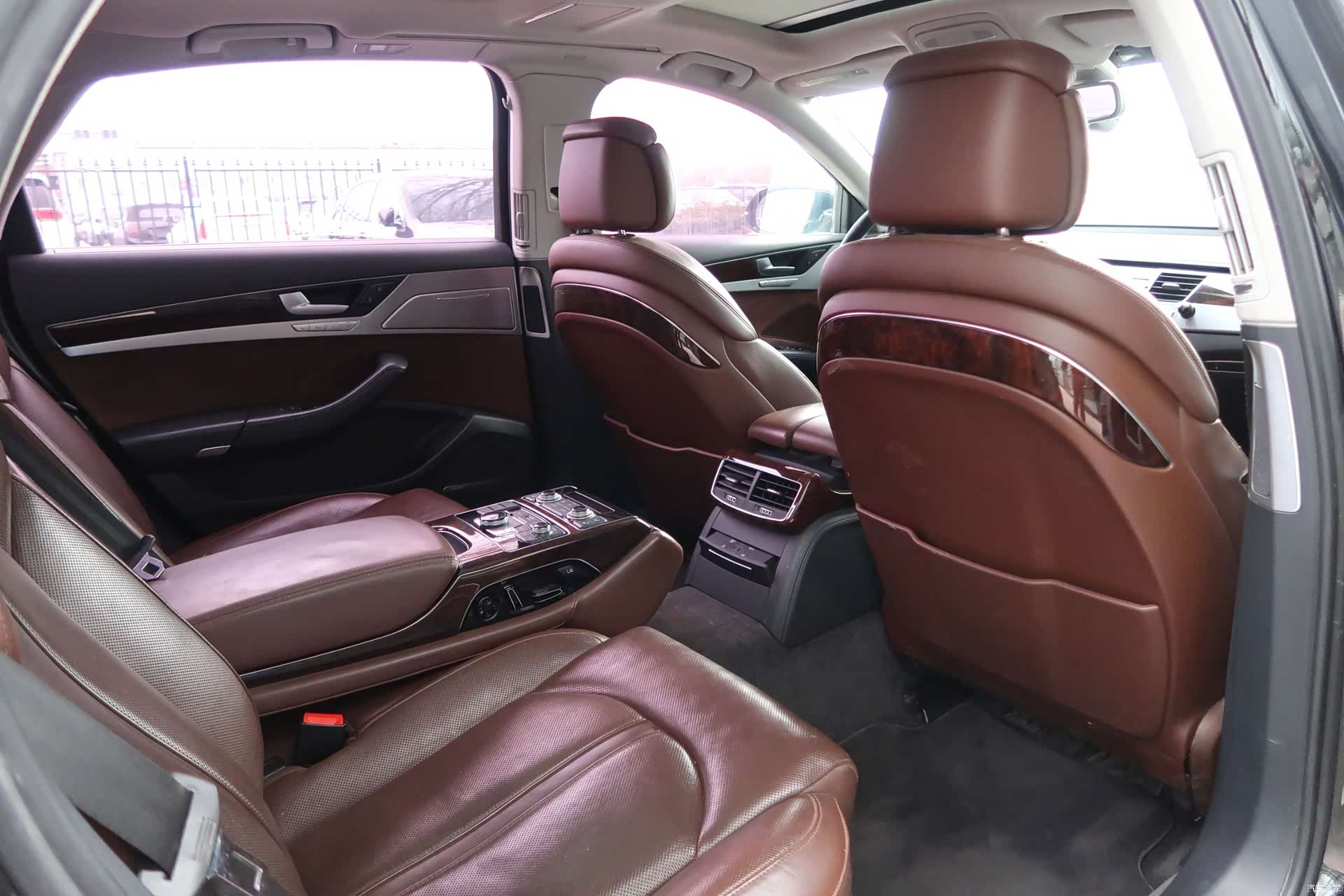 Audi A8L, 2016 7