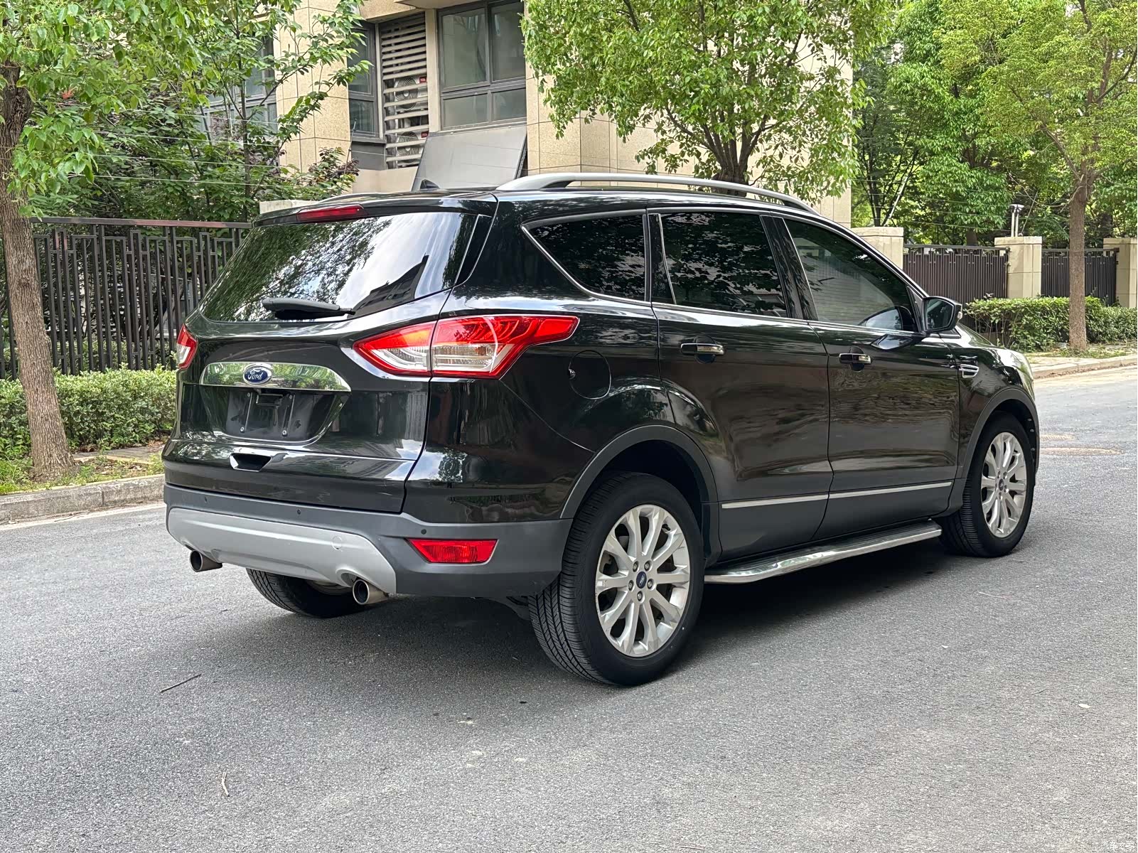 Ford Kuga, 2014 4