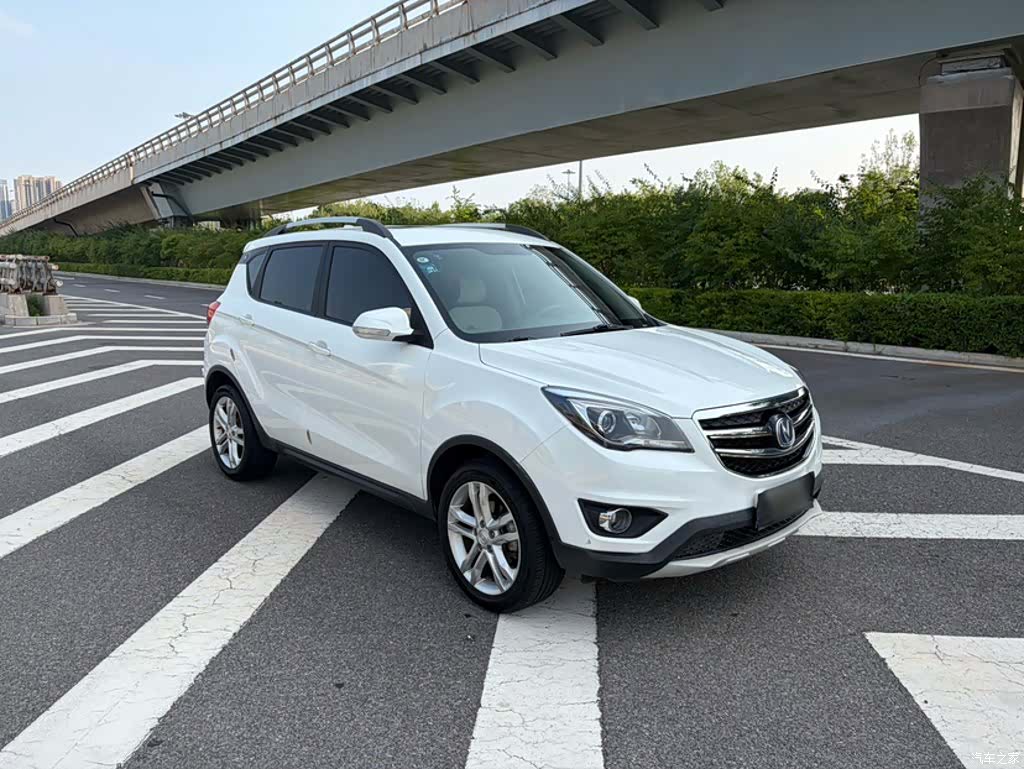 Changan CS35, 2017 4