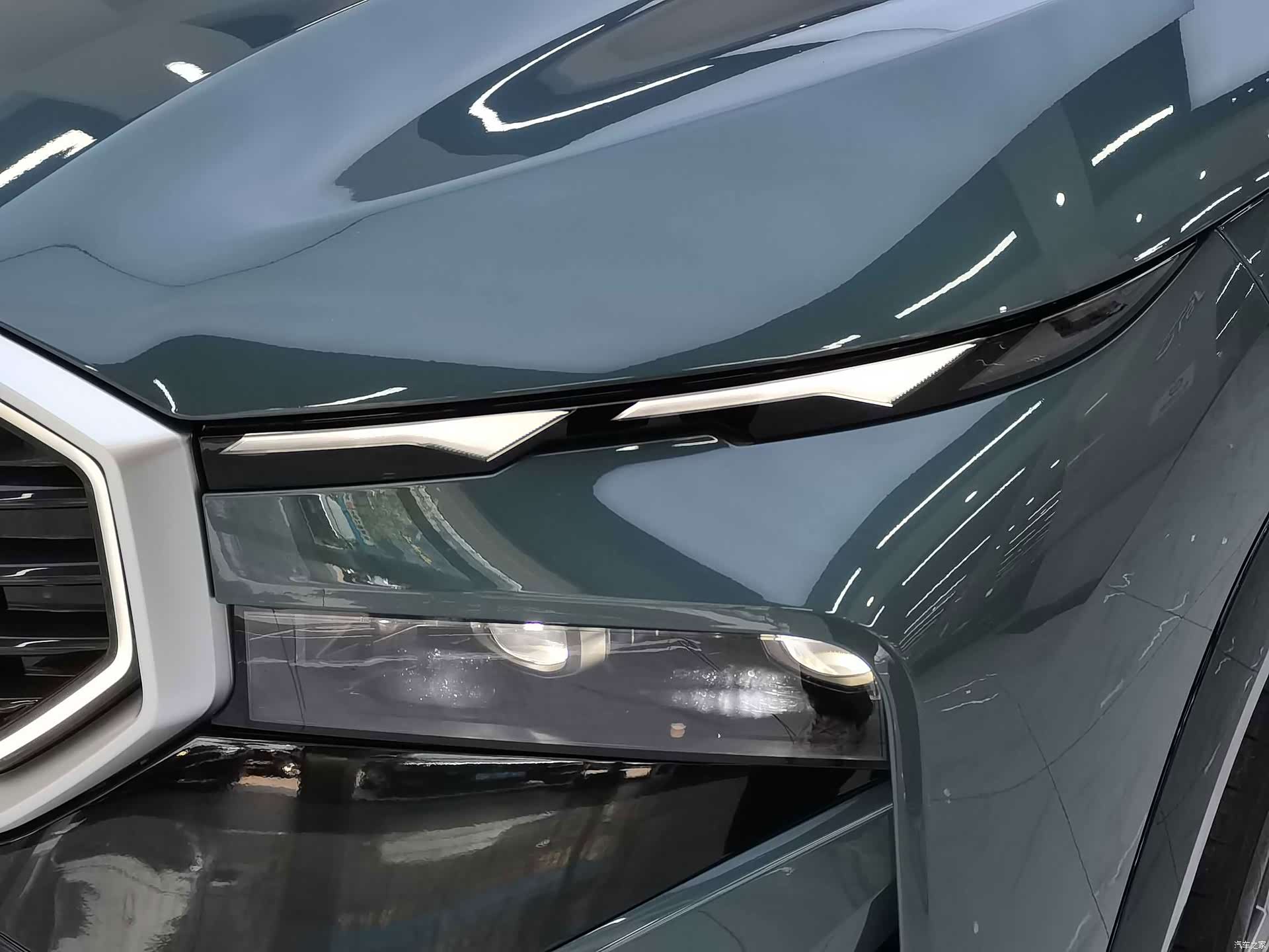 BMW XM, 2025 8