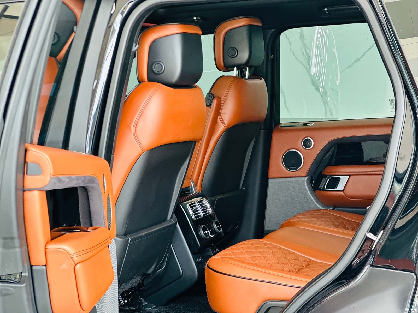Land Rover Range Rover, 2018 11