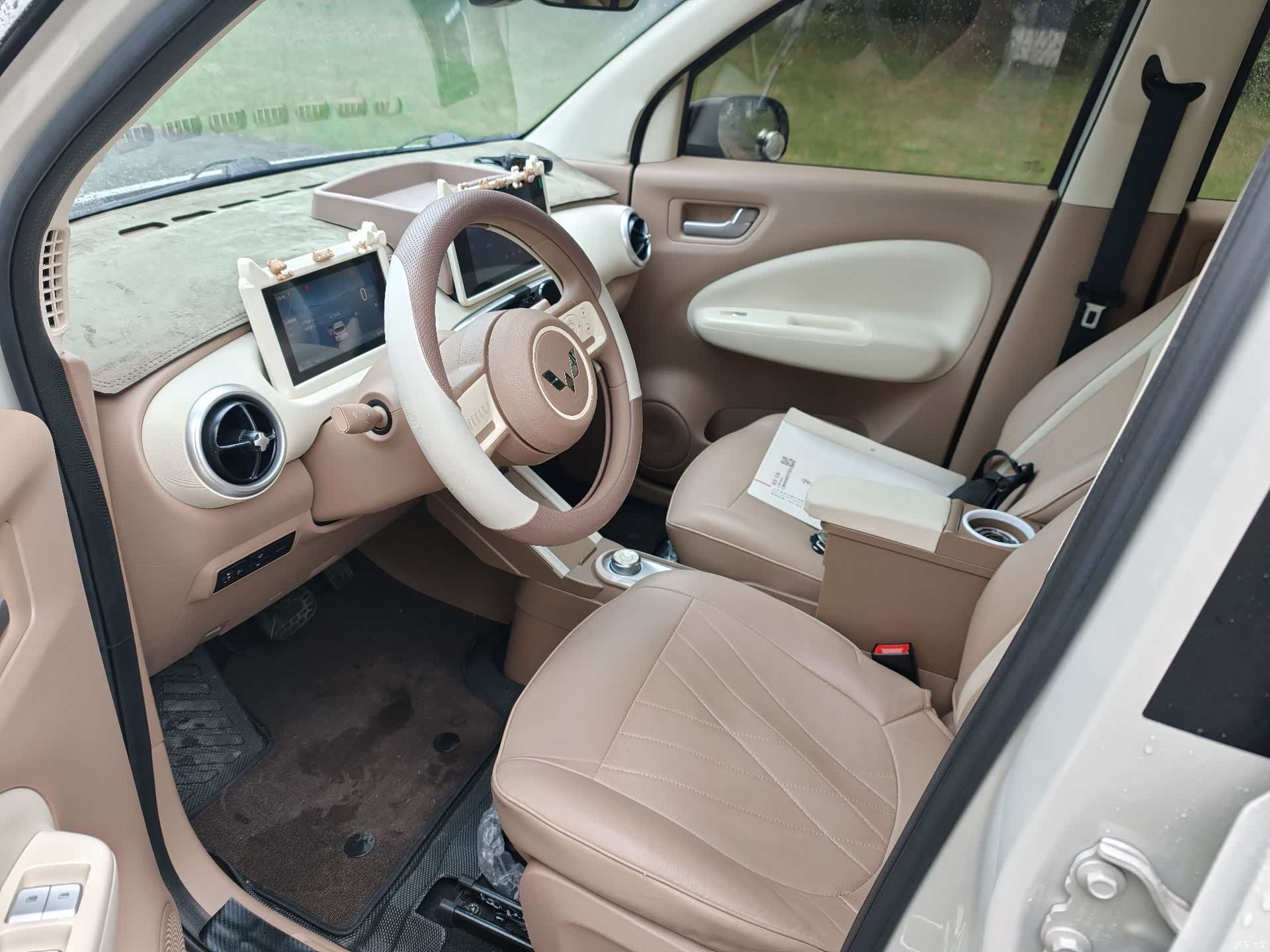 Wuling MINIEV, 2025 6