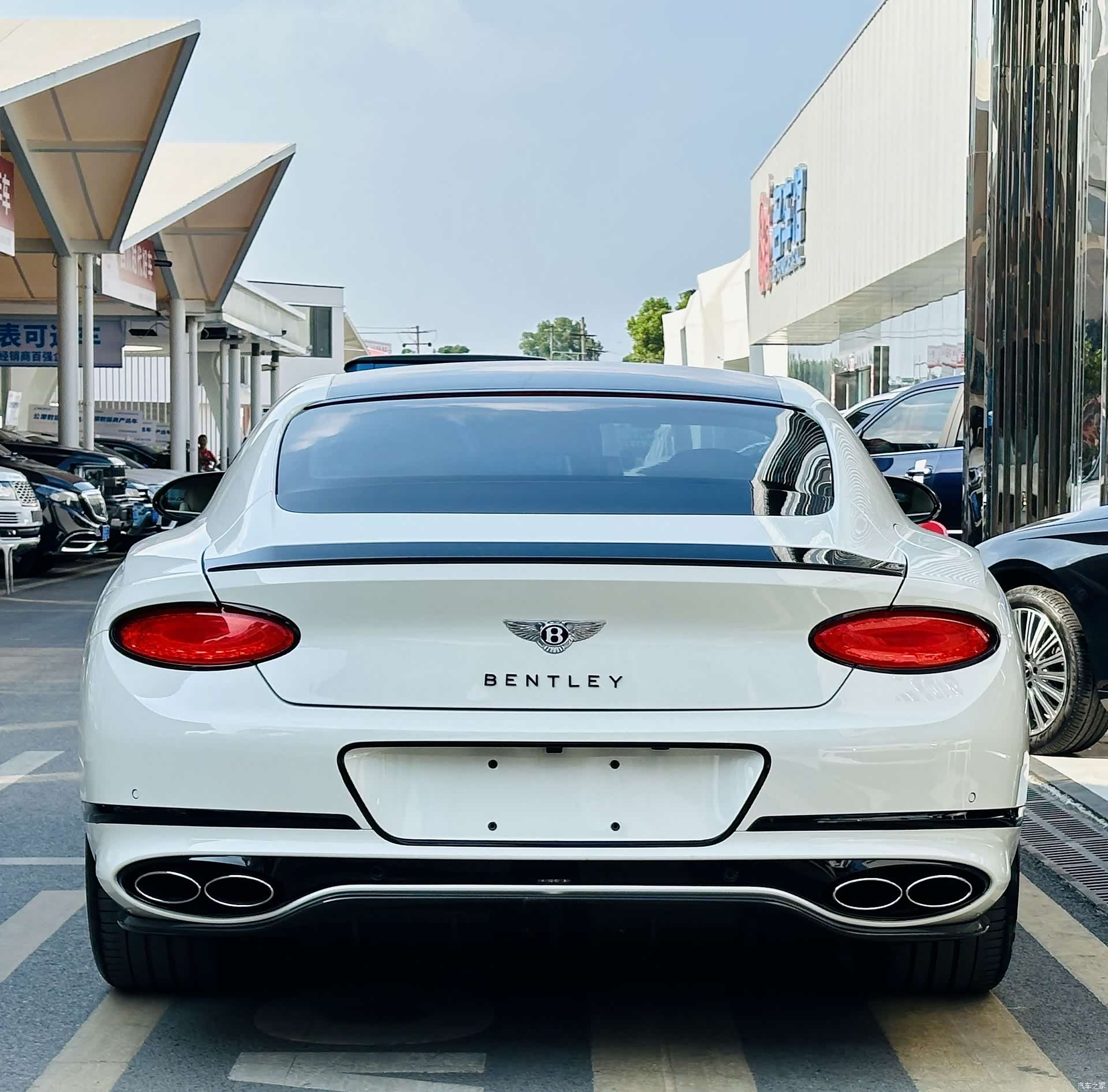 Bentley Continental GT, 2021 3