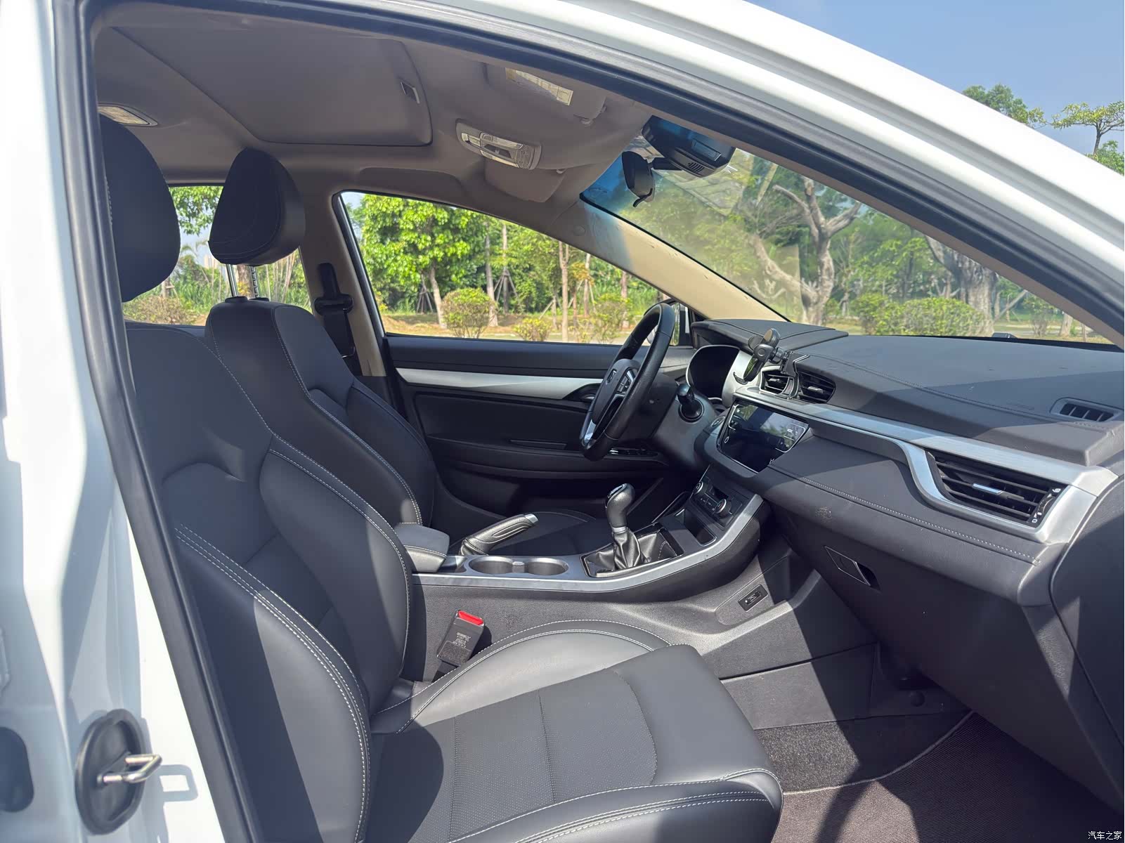 Geely Emgrand, 2019 13