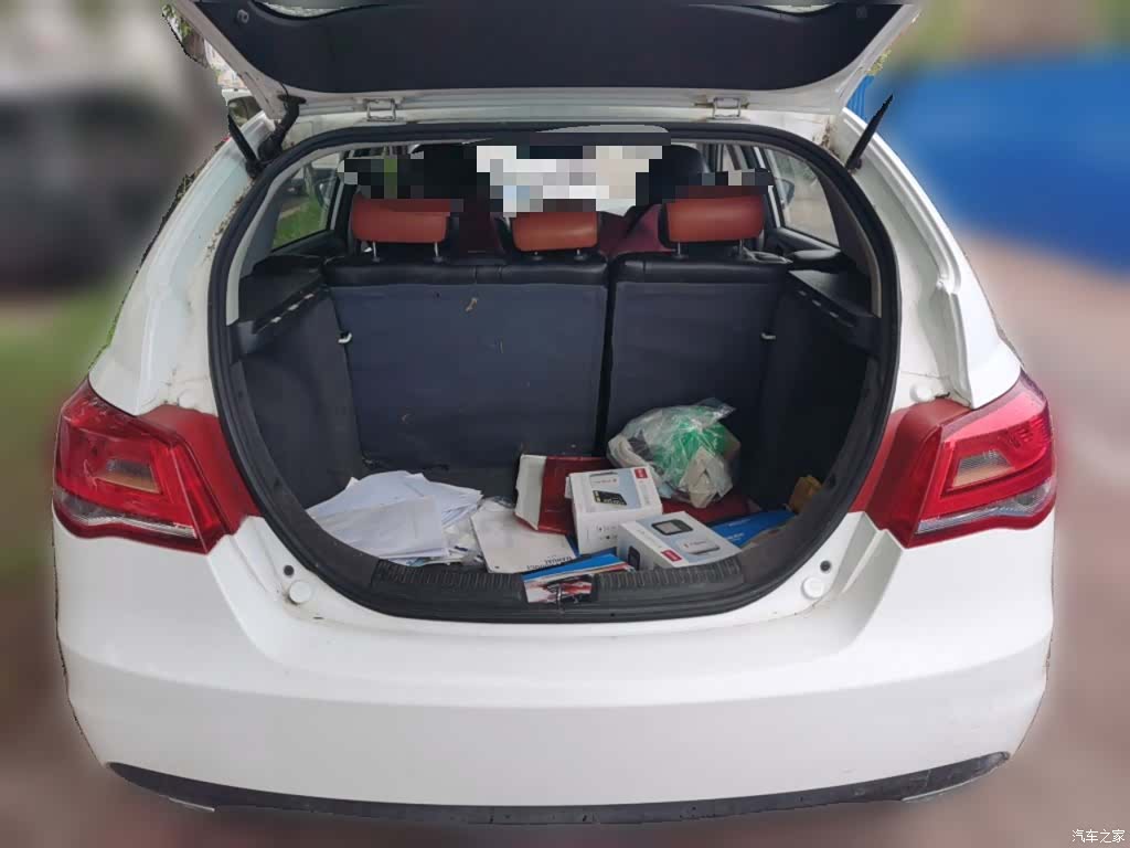 Geely Emgrand, 2015 20