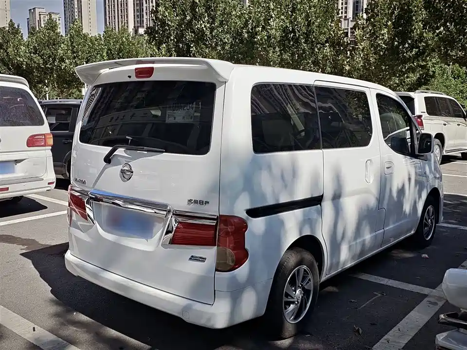 Nissan NV200 Nissan NV200