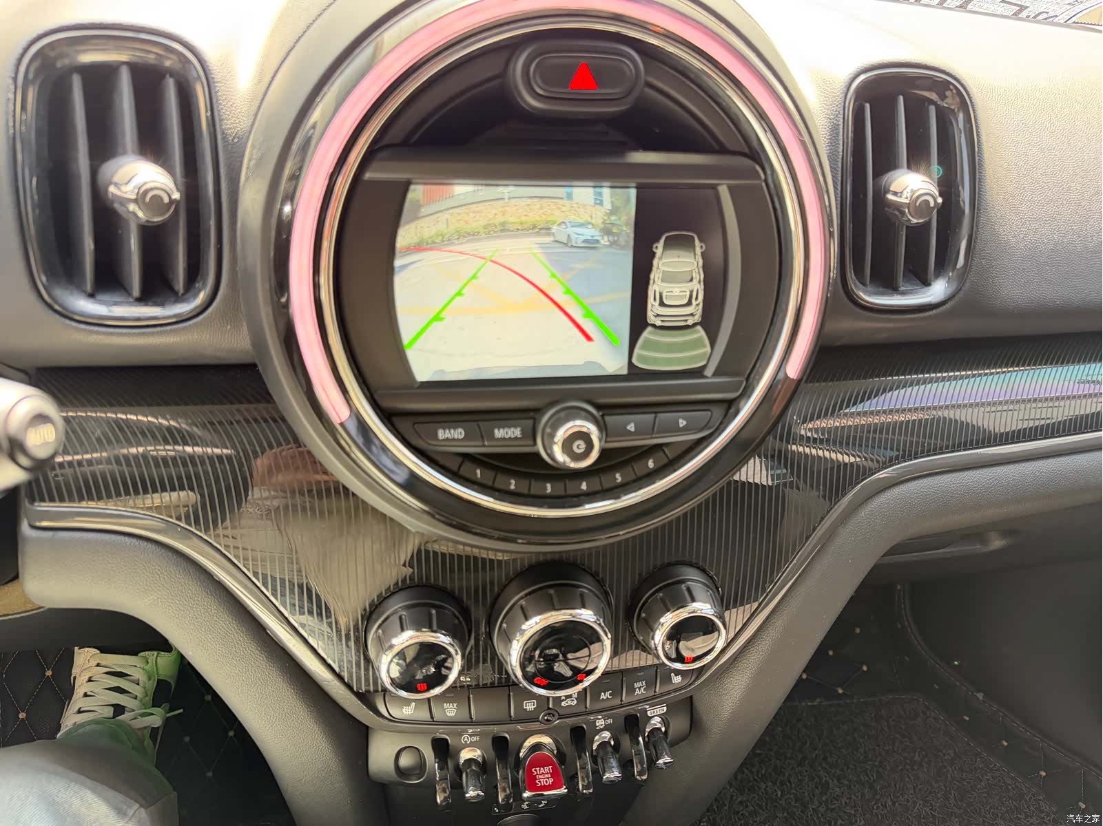 Mini Countryman, 2019 15