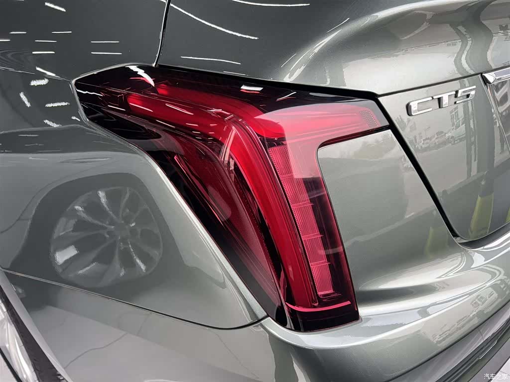 Cadillac CT5, 2023 7