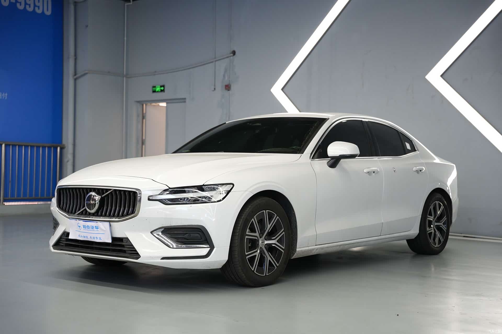 Volvo S60, 2023 1