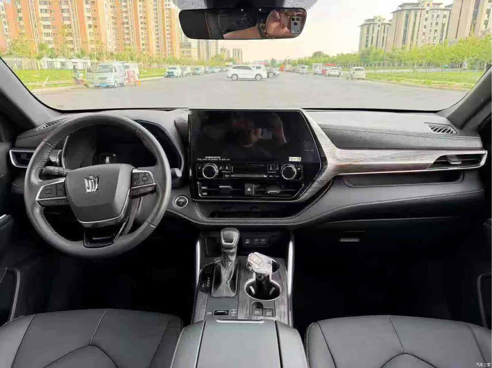 Toyota Crown, 2025 все фото