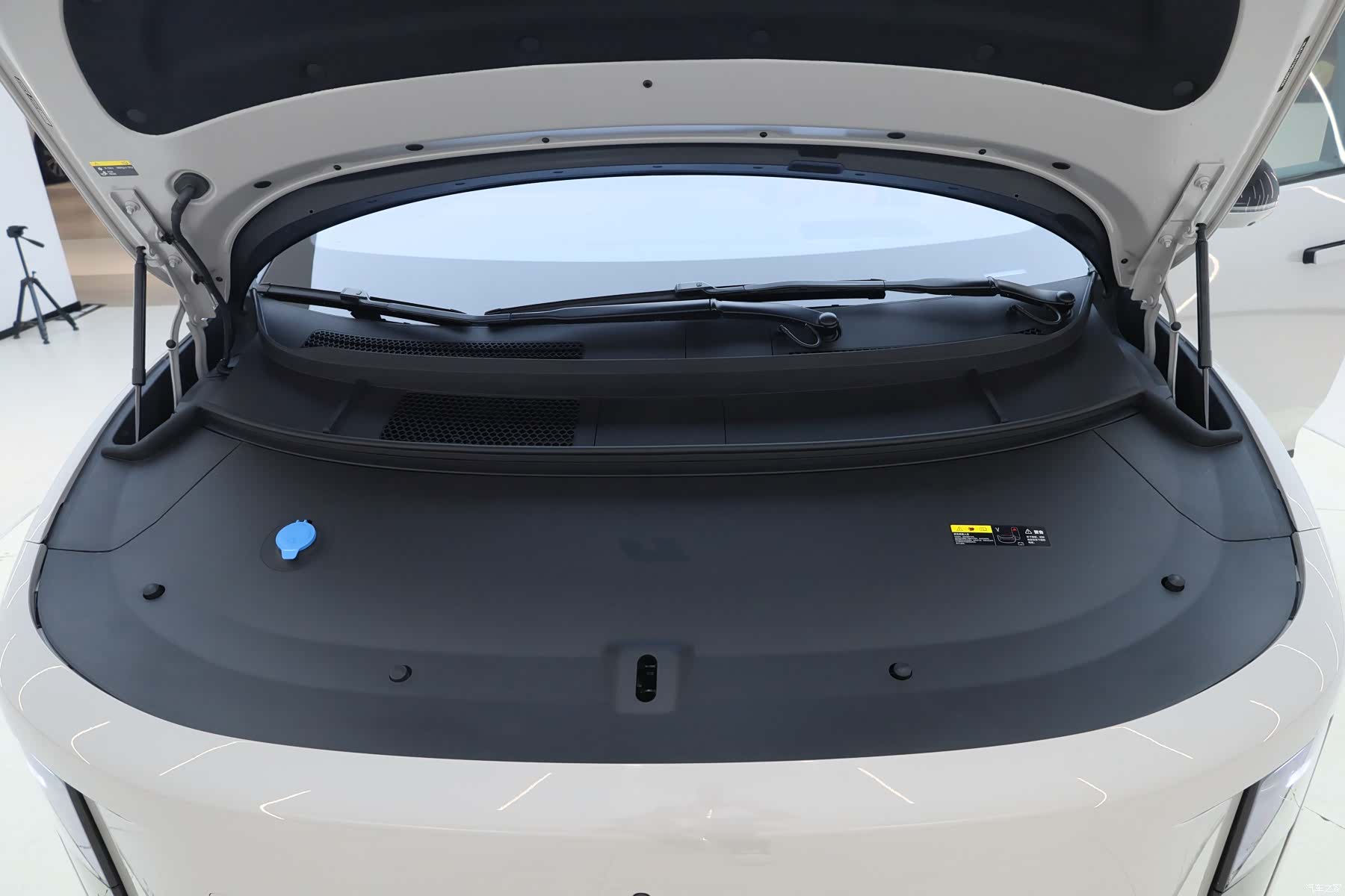 Li Auto i8, 2025 19