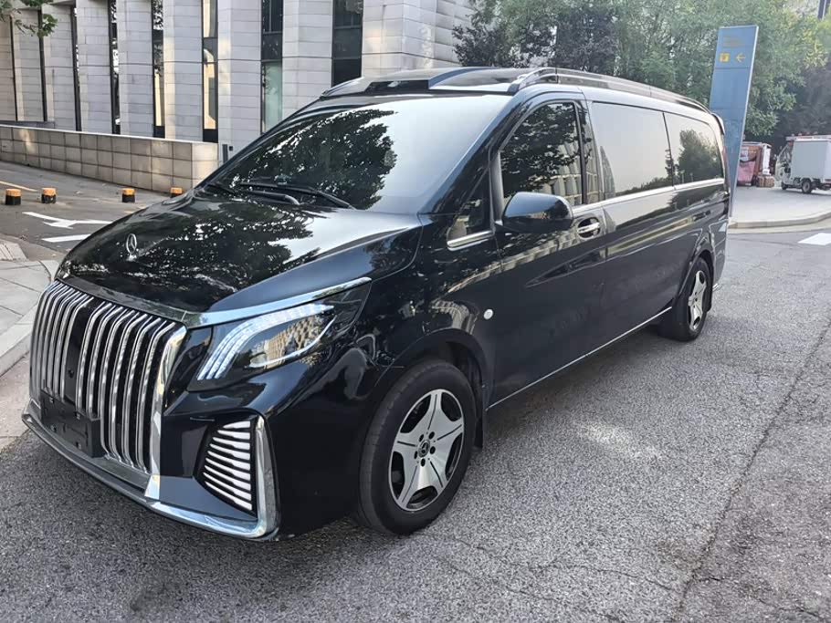 Mercedes-Benz Vito 2024 2.0T 7 мест