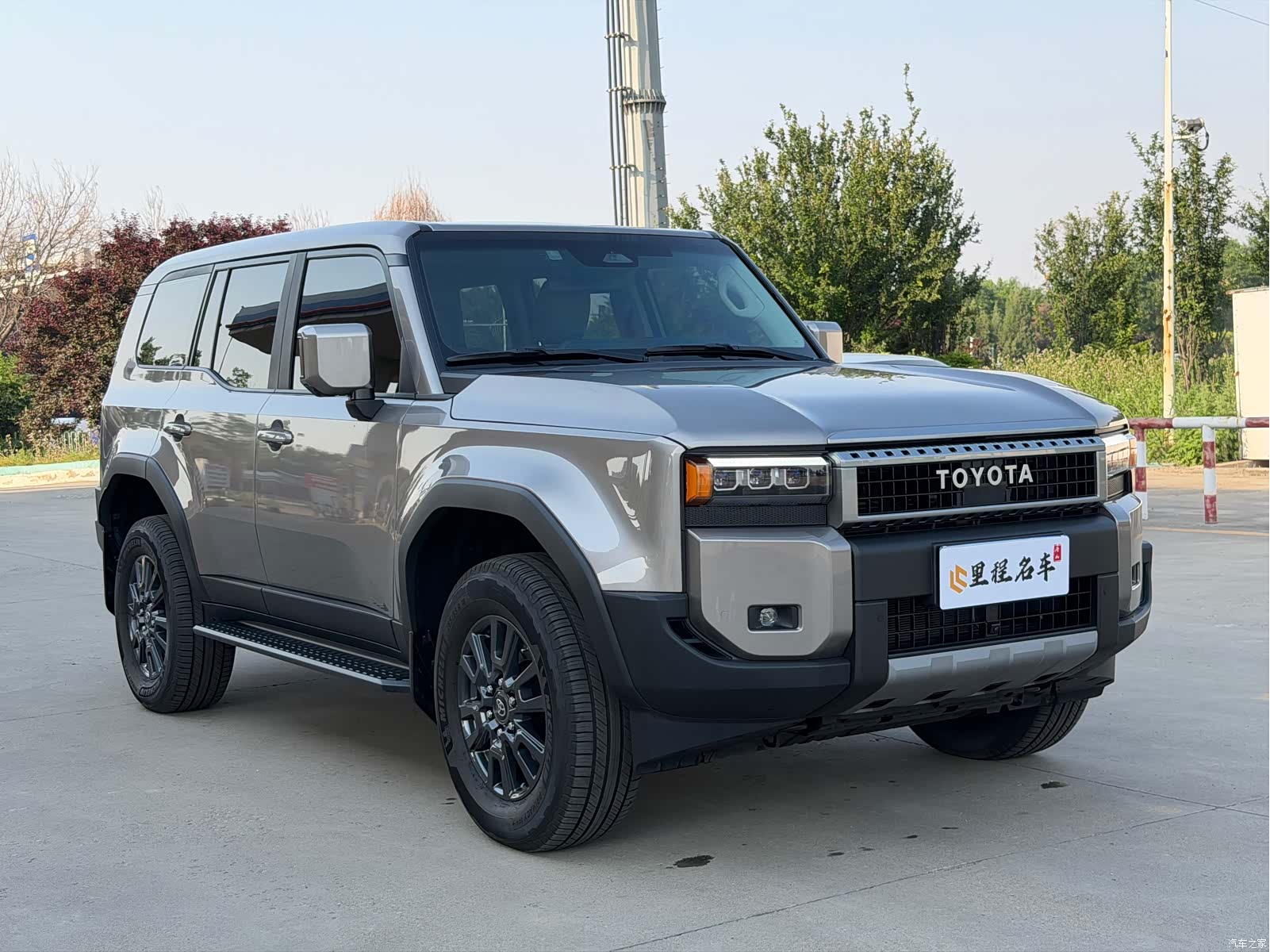 Toyota Prado, 2025 3