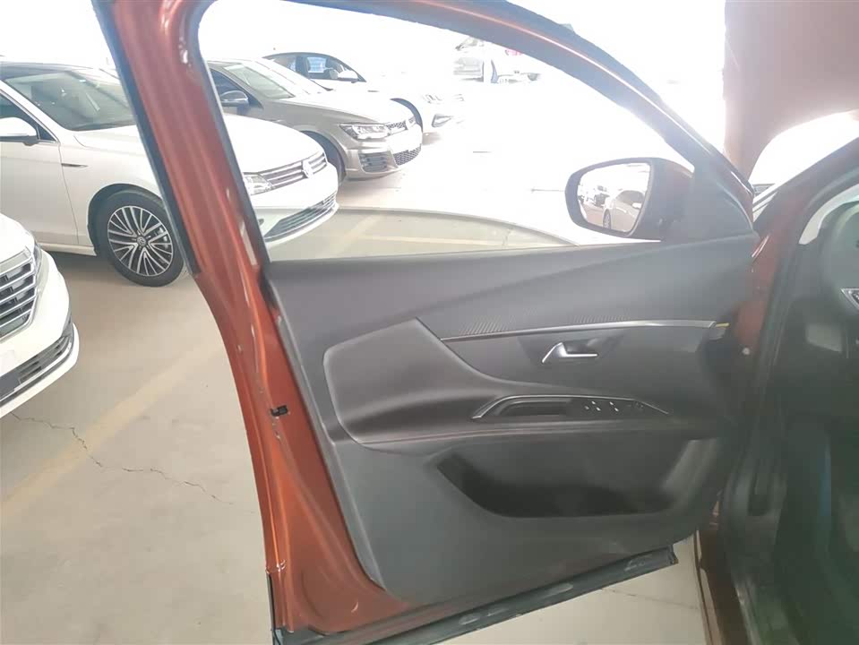 Peugeot 4008