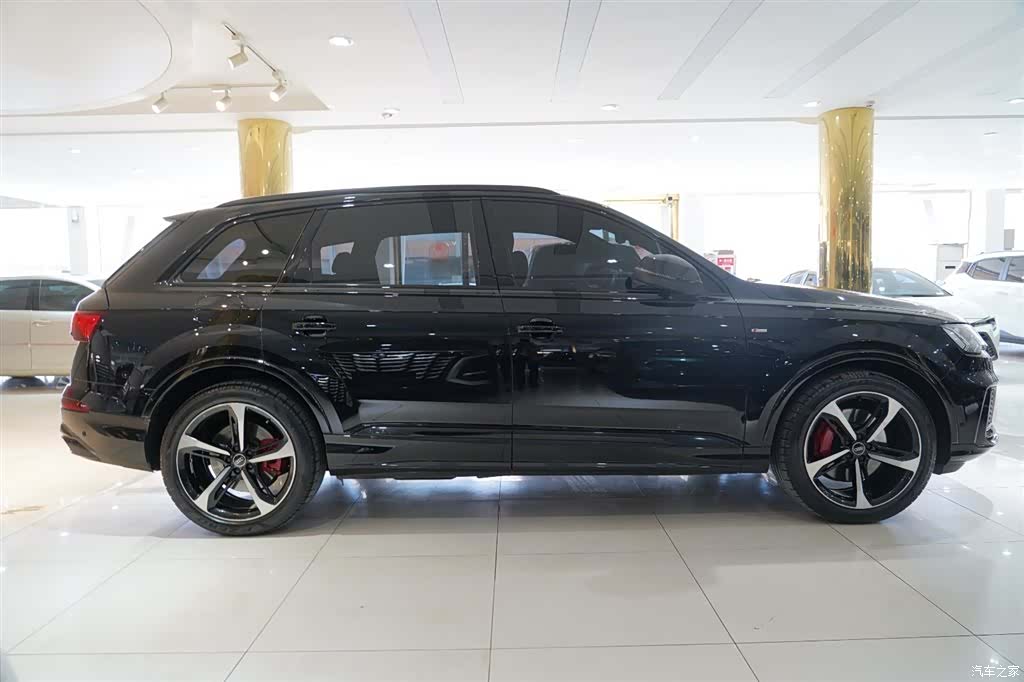 Audi Q7, 2022 14