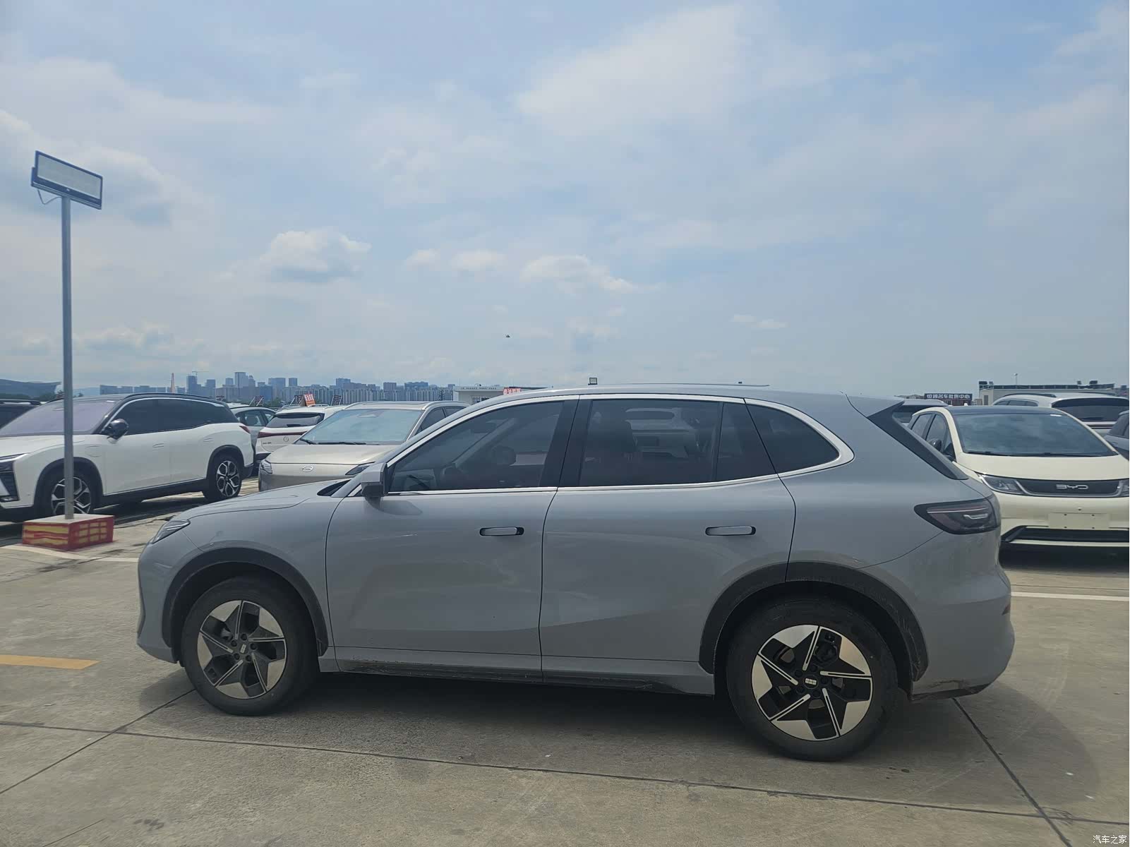 Geely Galaxy E5, 2025 3