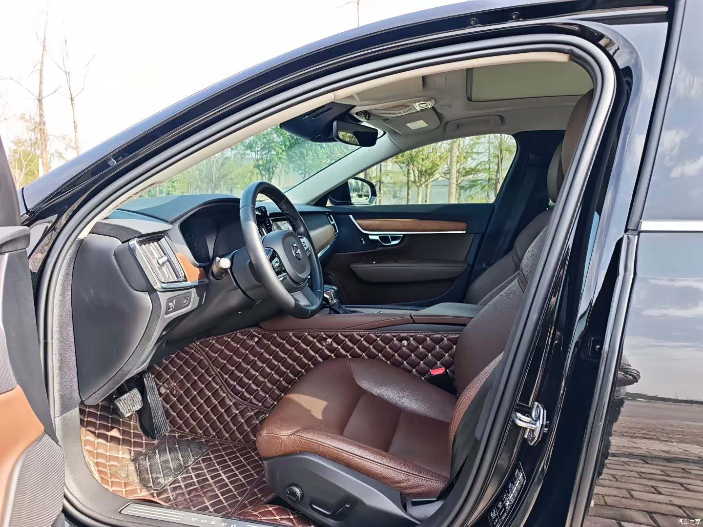 Volvo S90, 2020 4