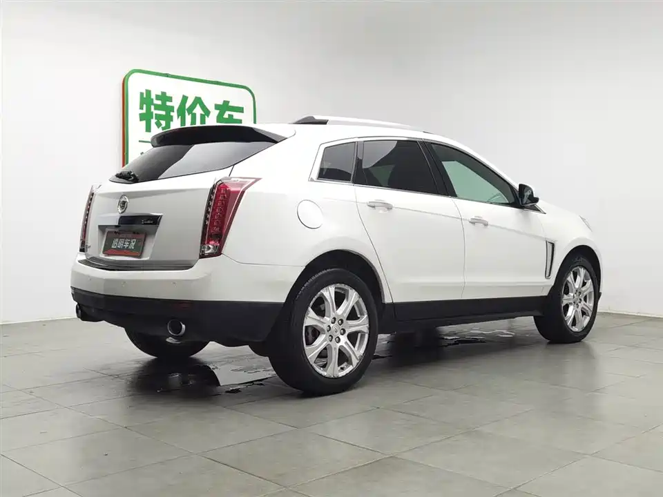 Cadillac SRX