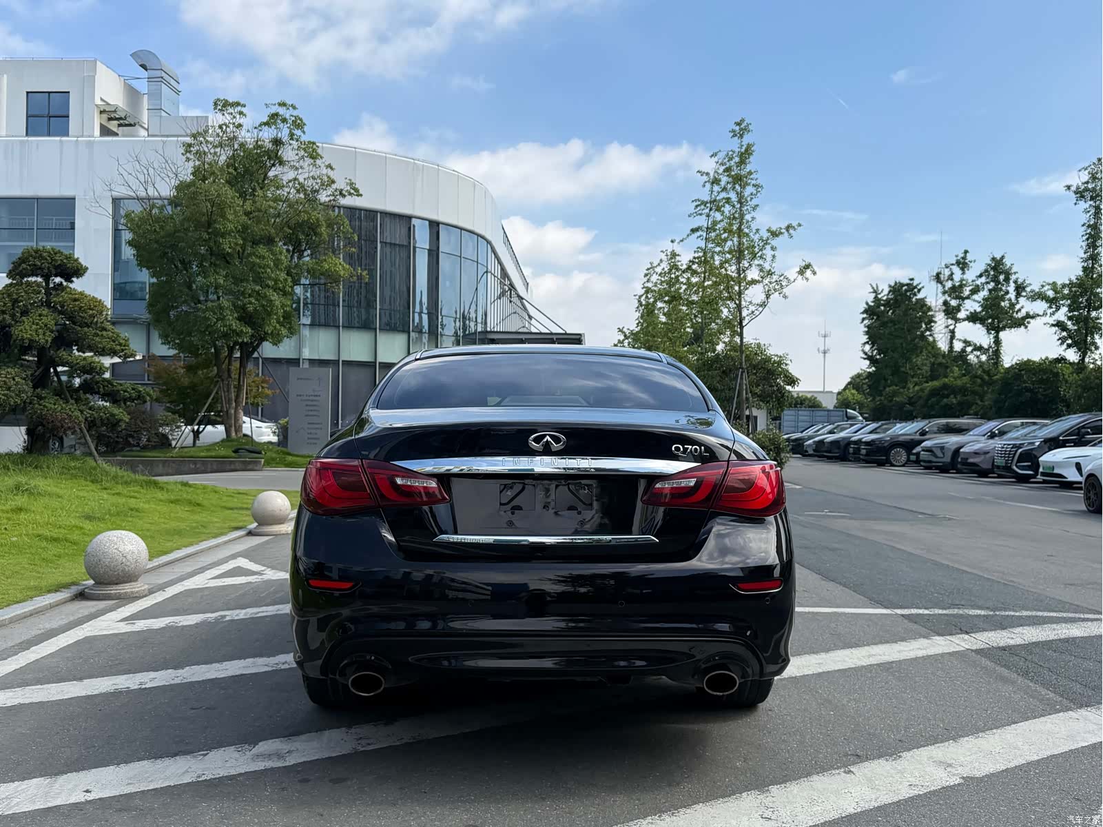 Infiniti Q70, 2015 все фото