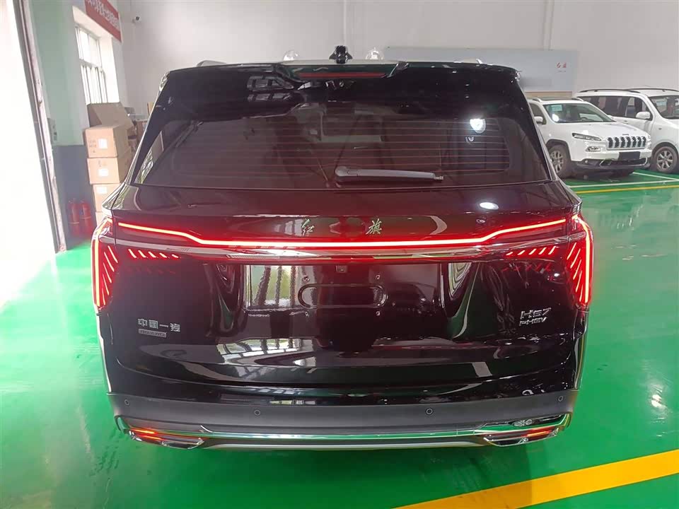 Hongqi HS7 PHEV