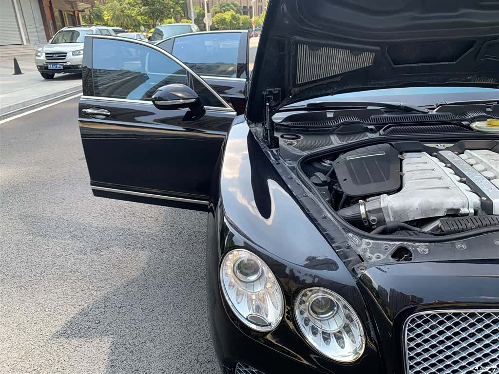Bentley Flying Spur, 2012 20