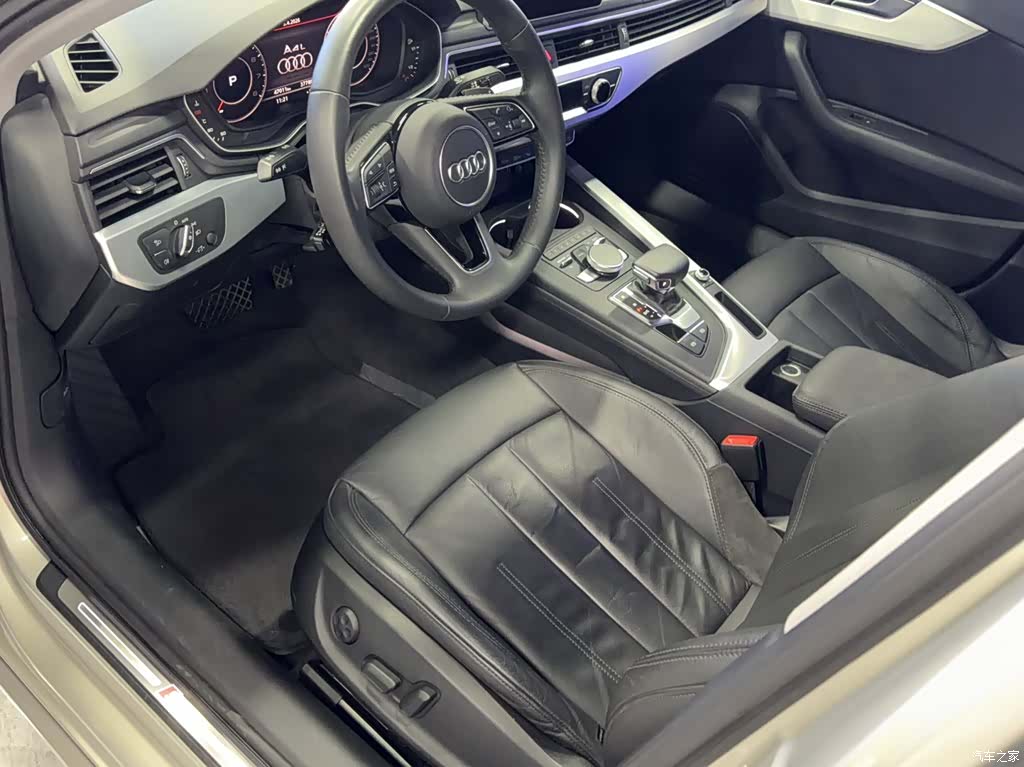 Audi A4L, 2019 12
