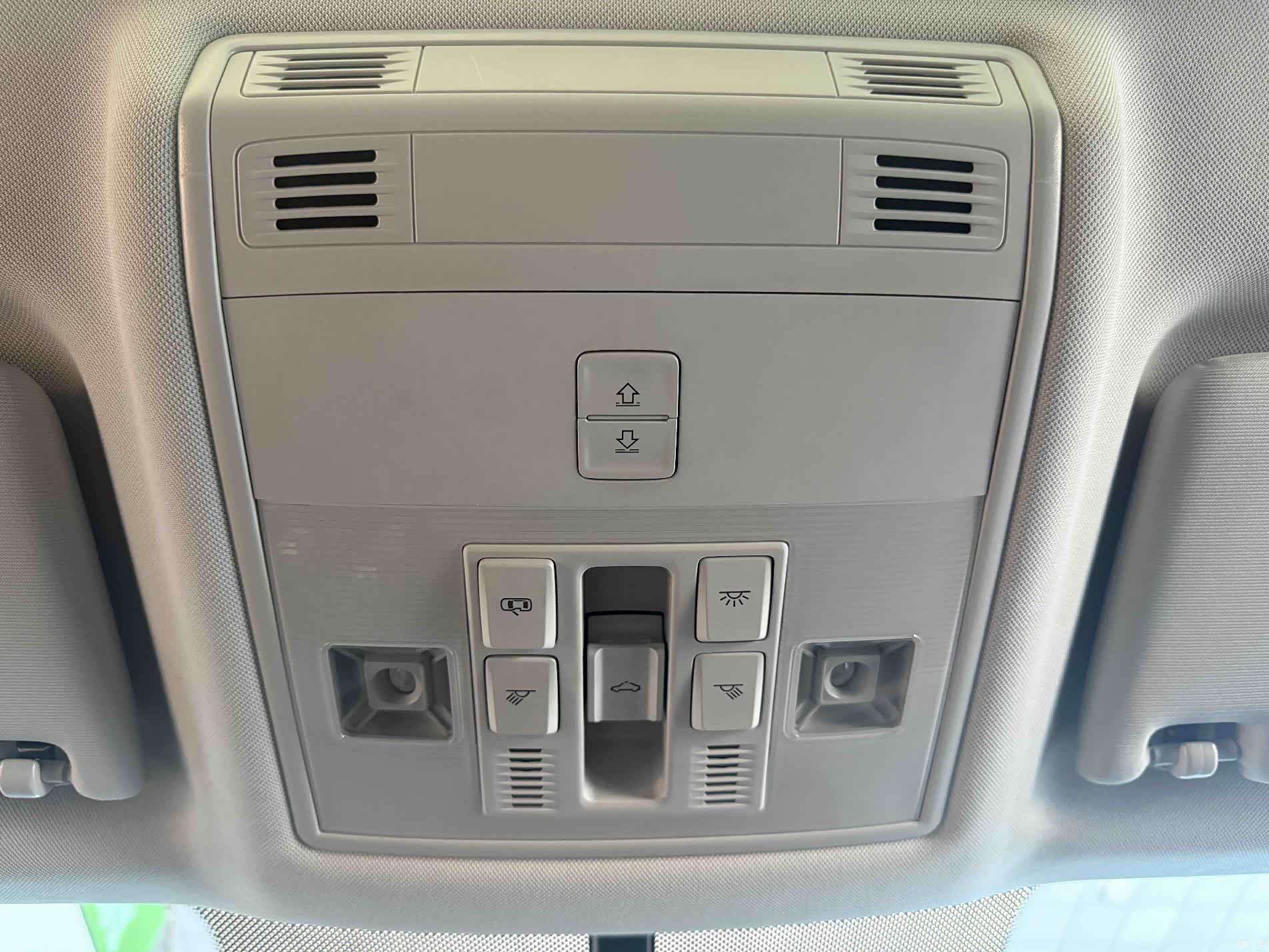 Volkswagen Tharu, 2022 15
