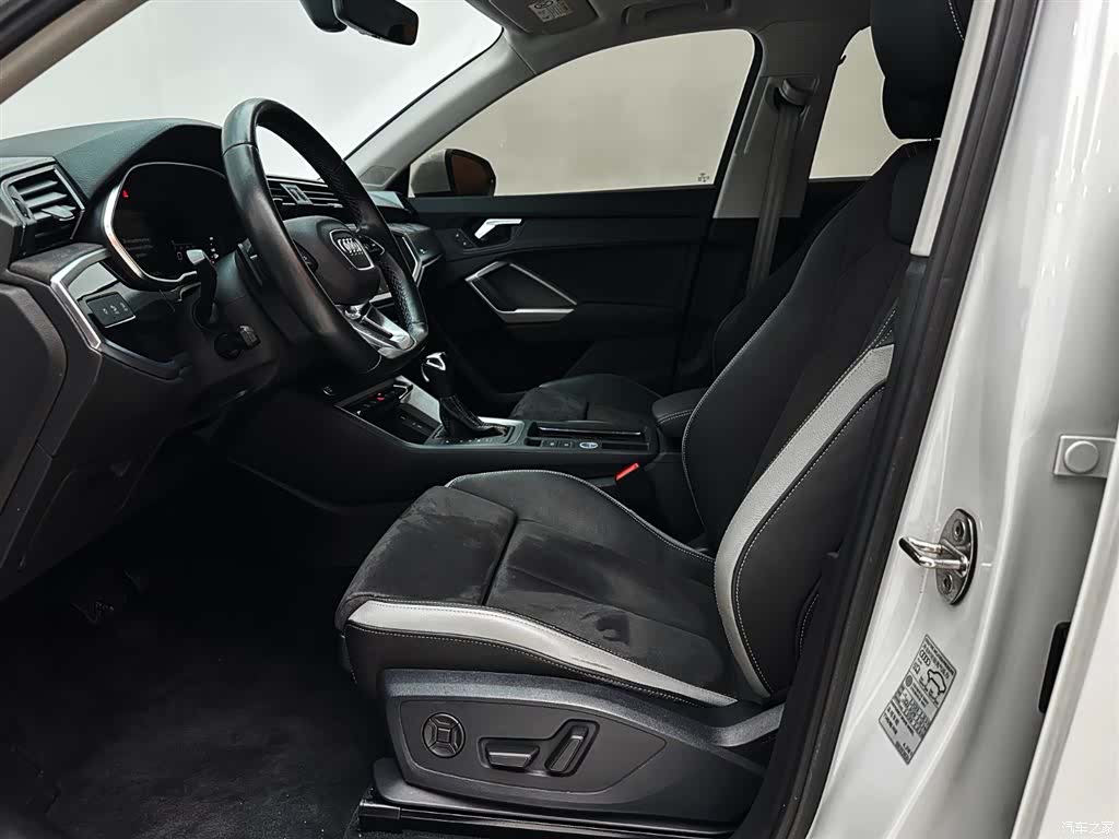 Audi Q3, 2022 19