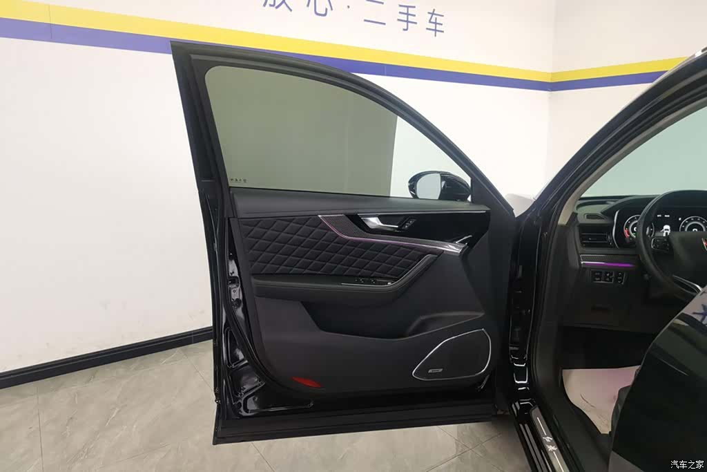 Hongqi HS5, 2021 7