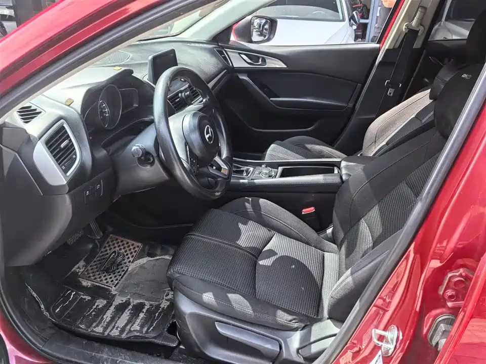 Mazda 3 Angkesaila Mazda 3 Angkesaila