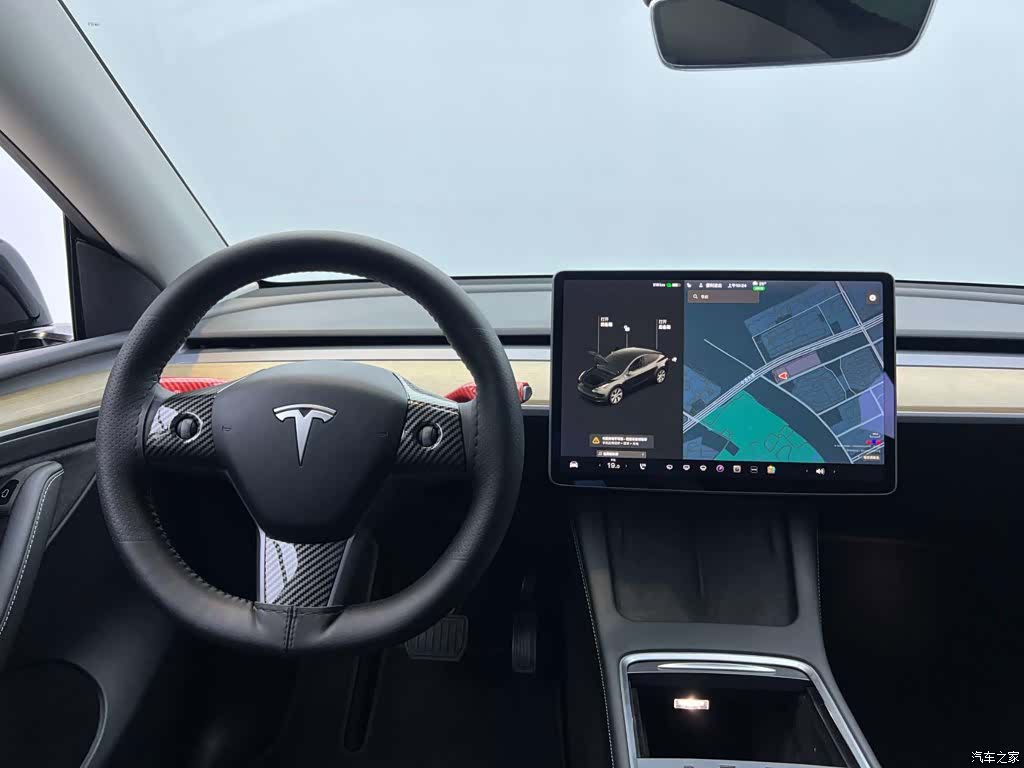 Tesla Model Y, 2021 29