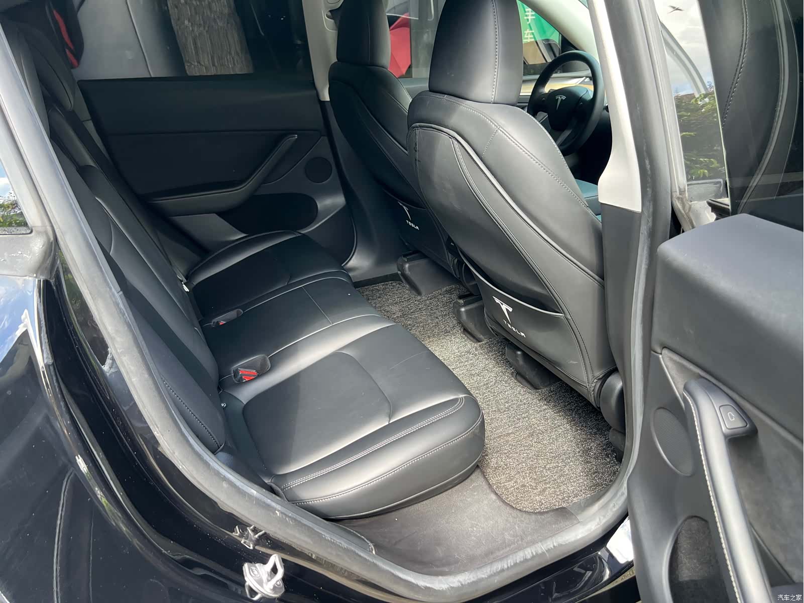 Tesla Model Y, 2022 9