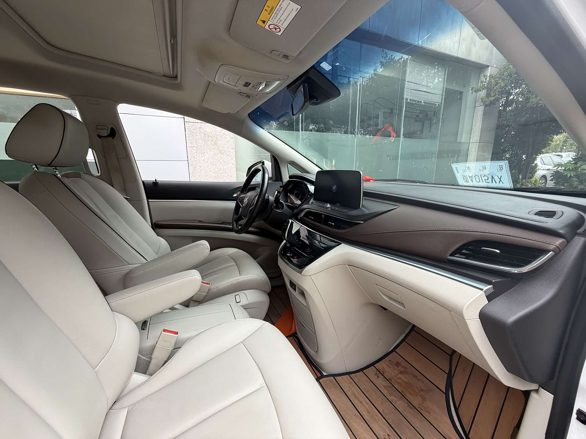 Buick GL8, 2021 12