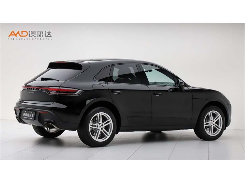 Porsche Macan, 2023 3