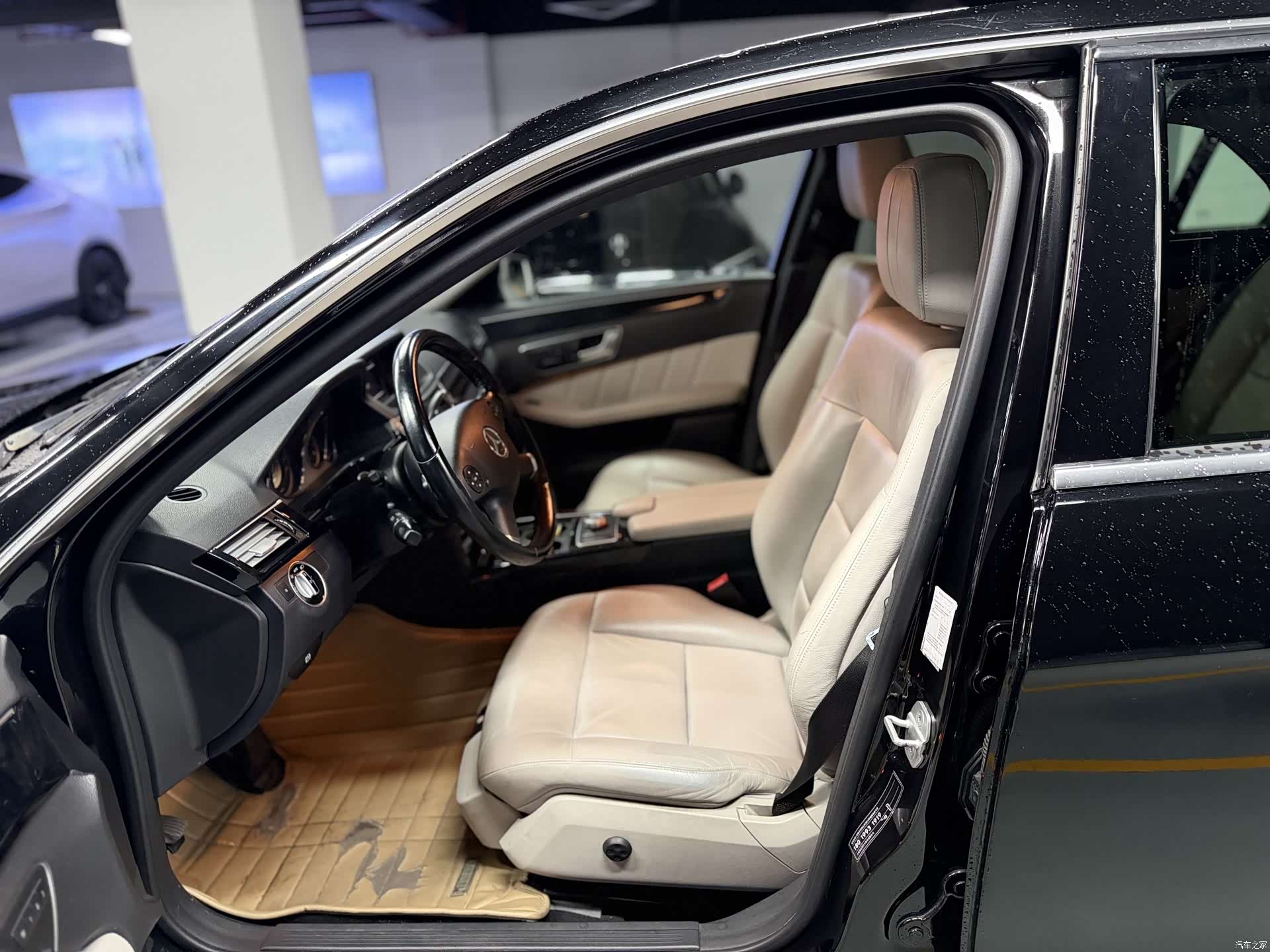 Mercedes-Benz E-Class, 2012 12