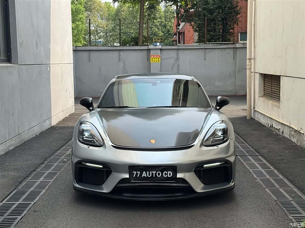 Porsche Cayman, 2018 3