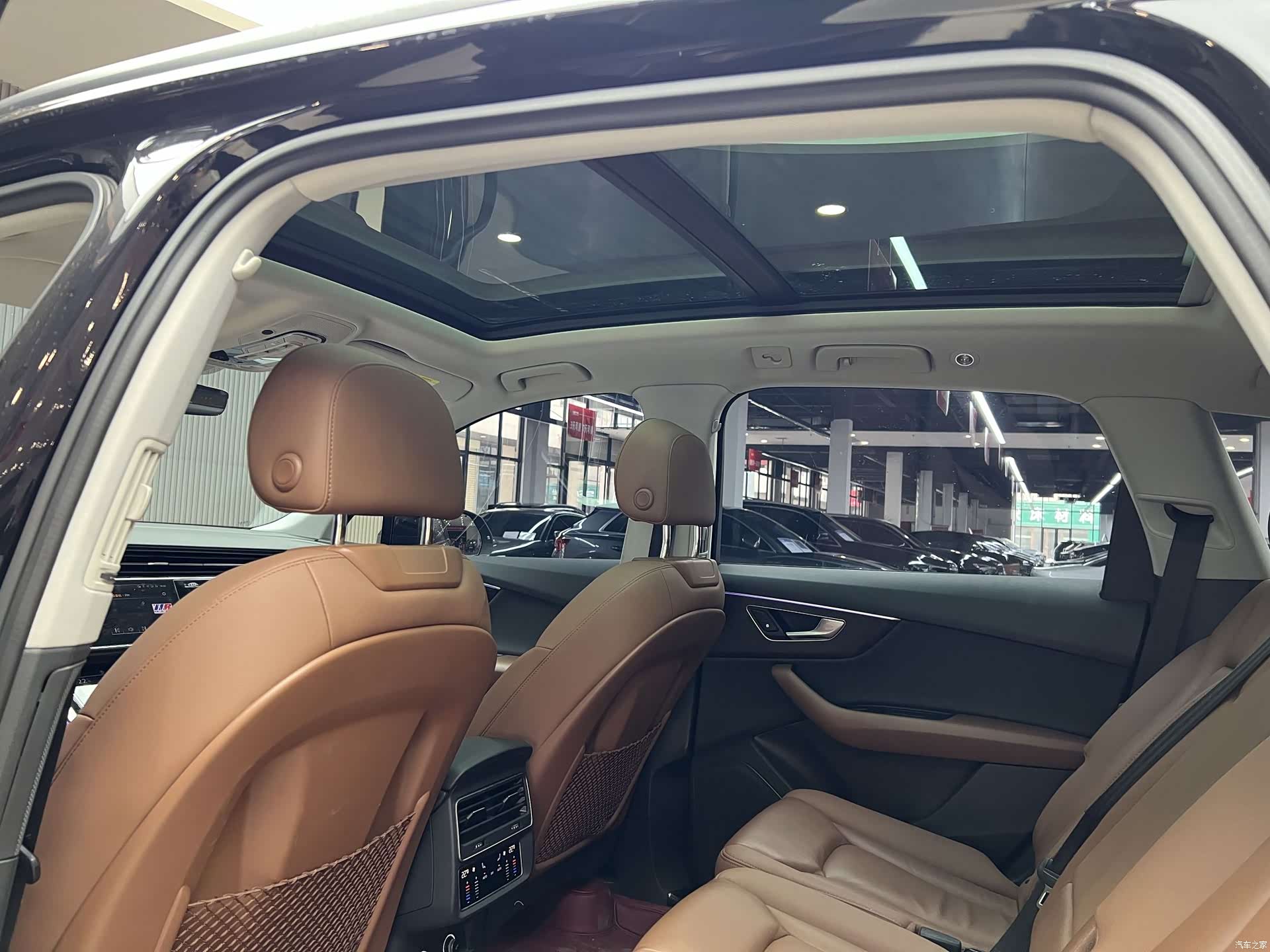 Audi Q7, 2020 11