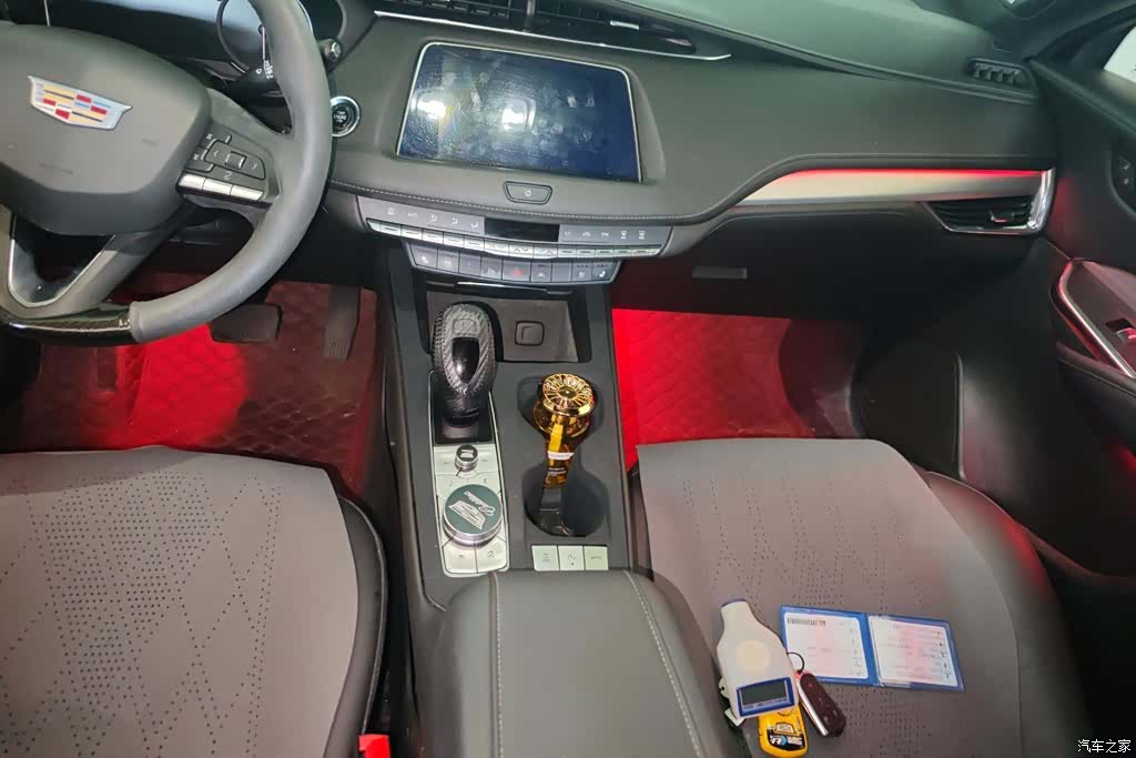 Cadillac XT4, 2022 16