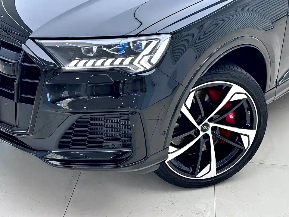 Audi SQ7