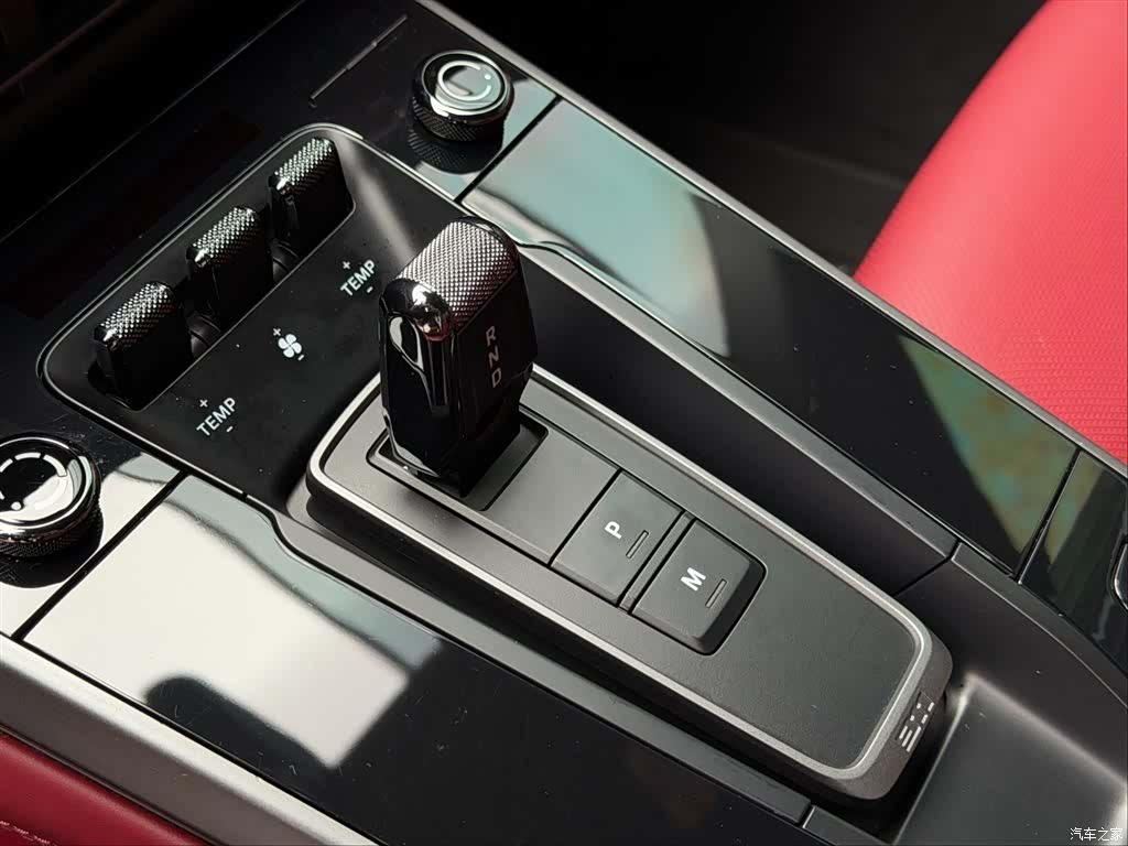 Porsche 911, 2023 17