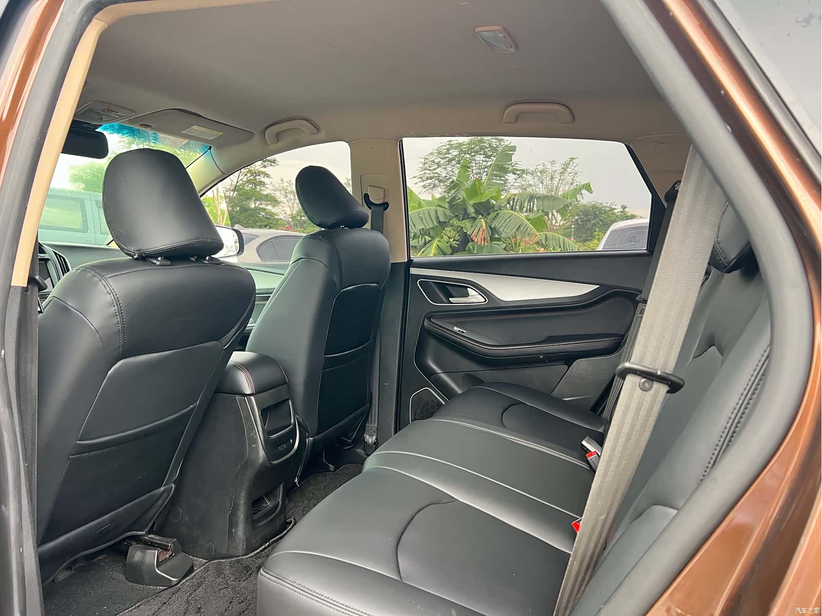 Wuling 560, 2017 6