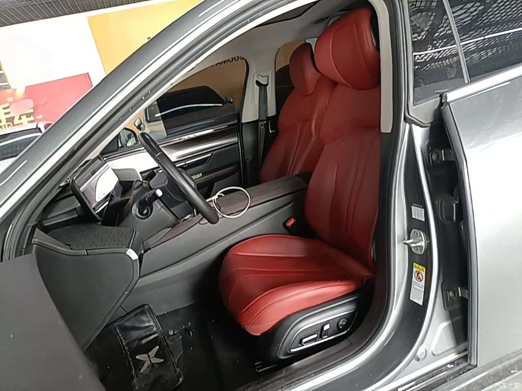 Xpeng P7, 2022 15