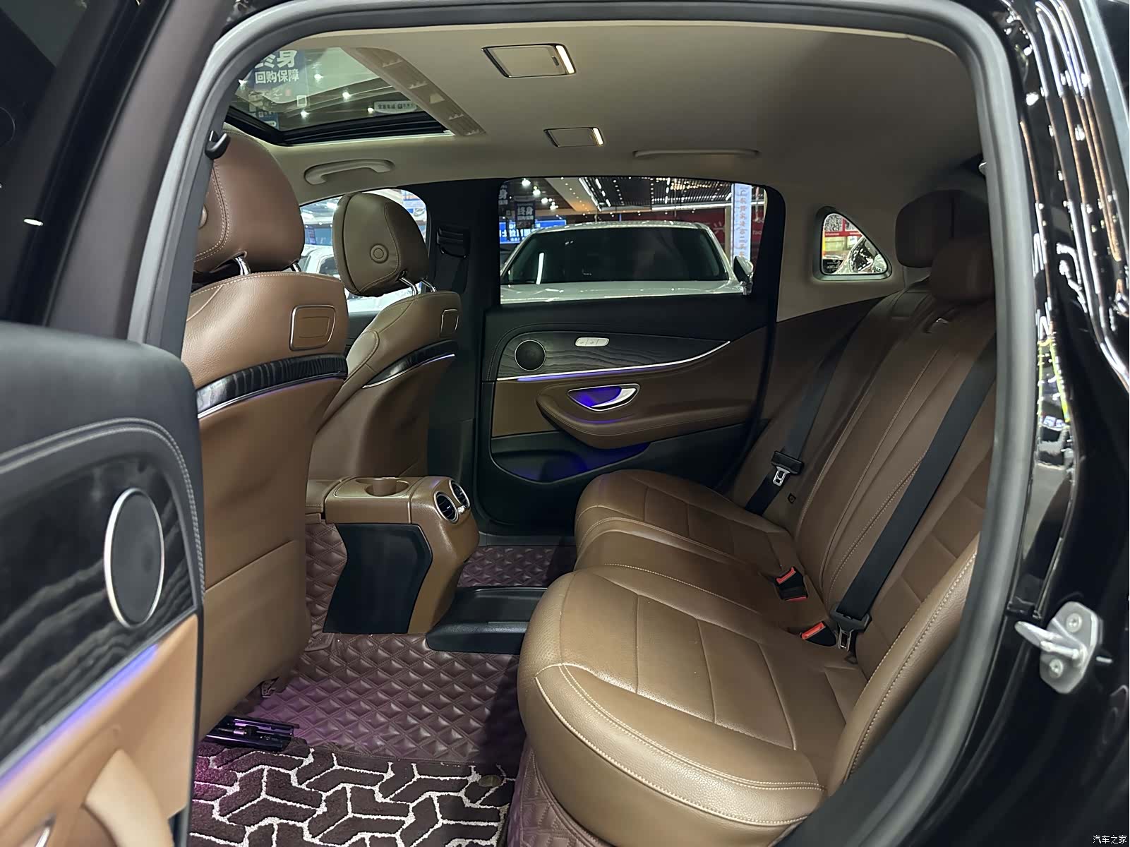 Mercedes-Benz E-Class, 2018 6