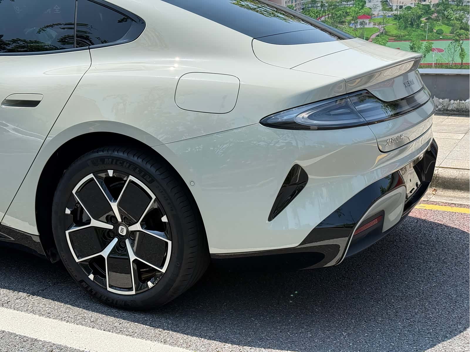 Xiaomi SU7, 2024 6