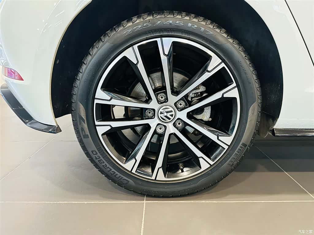 Volkswagen Golf, 2018 15