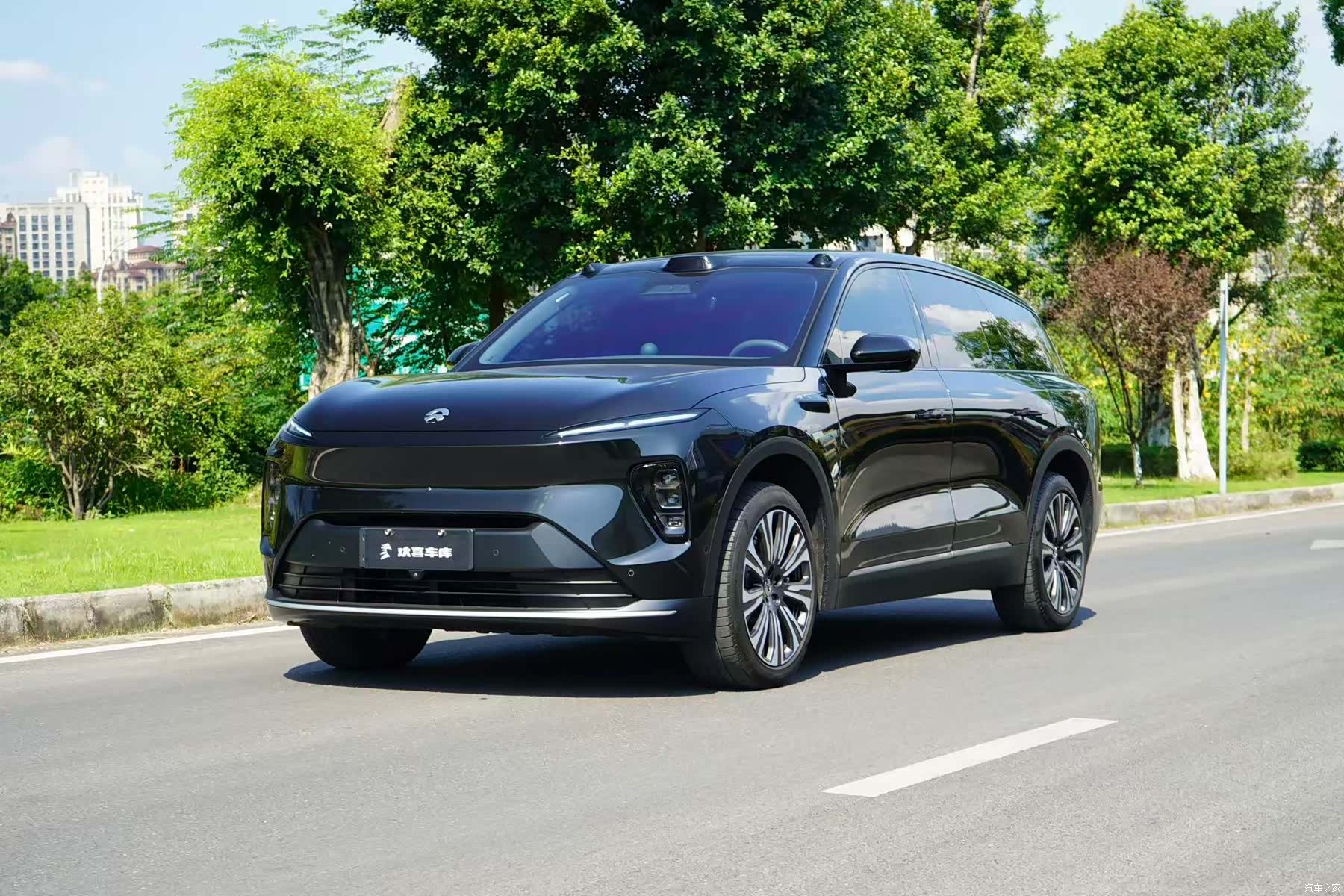 NIO ES8, 2024 1