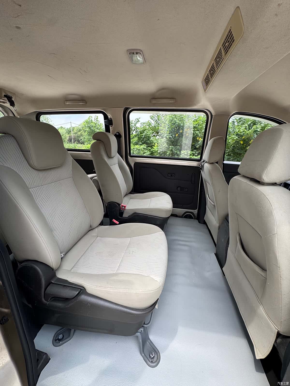 Wuling V, 2017 8